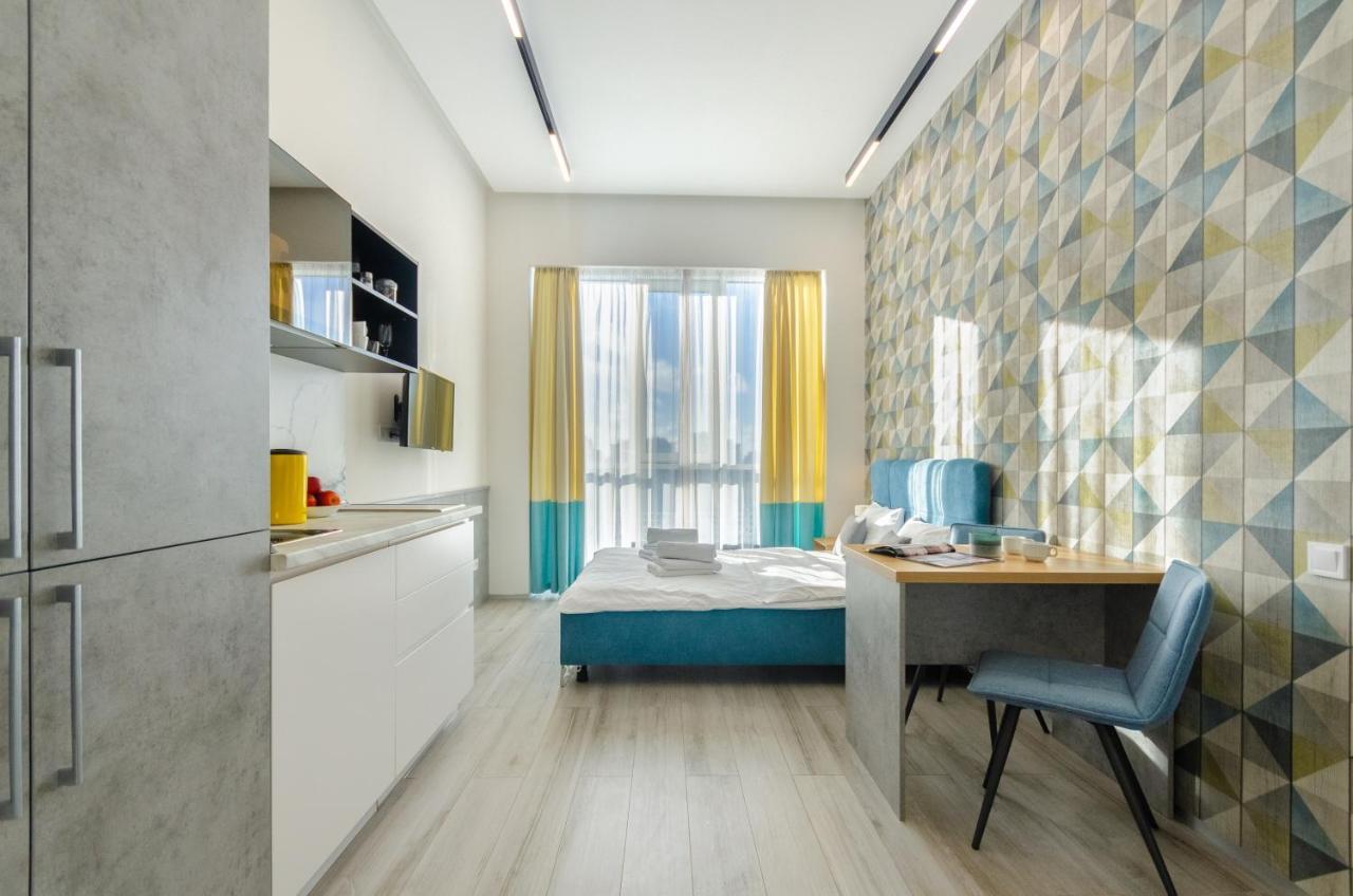 New Apartment Near Railway Station 1A キエフ エクステリア 写真