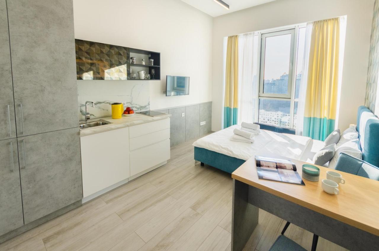 New Apartment Near Railway Station 1A キエフ エクステリア 写真